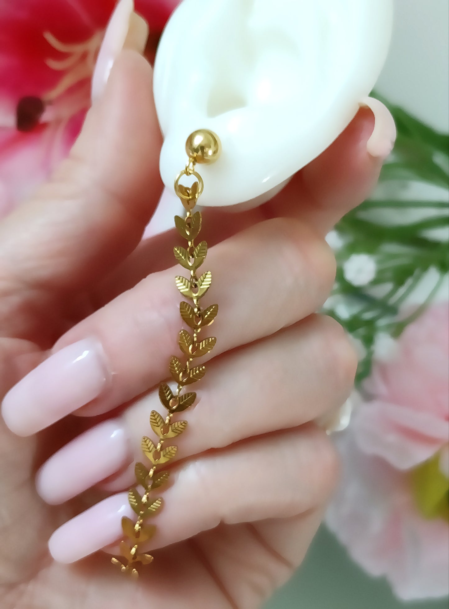 Boucles d'oreilles femme en acier inoxydable maille fleur, bijoux maille épi, créatrice française de bijoux fantaisie, créatrice de bijoux fantaisie, bijoux en acier inoxydable pas cher, bijoux en acier inoxydable de qualité, bijoux en acier inoxydable originaux