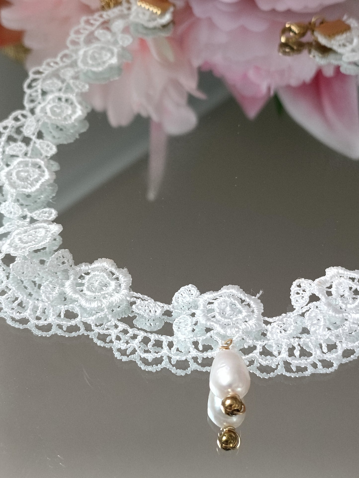 bijoux de mariée, collier mariage femme, collier dentelle femme, collier de mariée, collier mariage pas cher, collier de mariage original, collier de mariage rare, collier de mariage unique, zag unique by m, rêveuse créatrice de bijoux, aparanjan, bijoux zara, bijoux de mariage fantaisie, collier dentelle femme, collier victorien, ras de cou dentelle femme