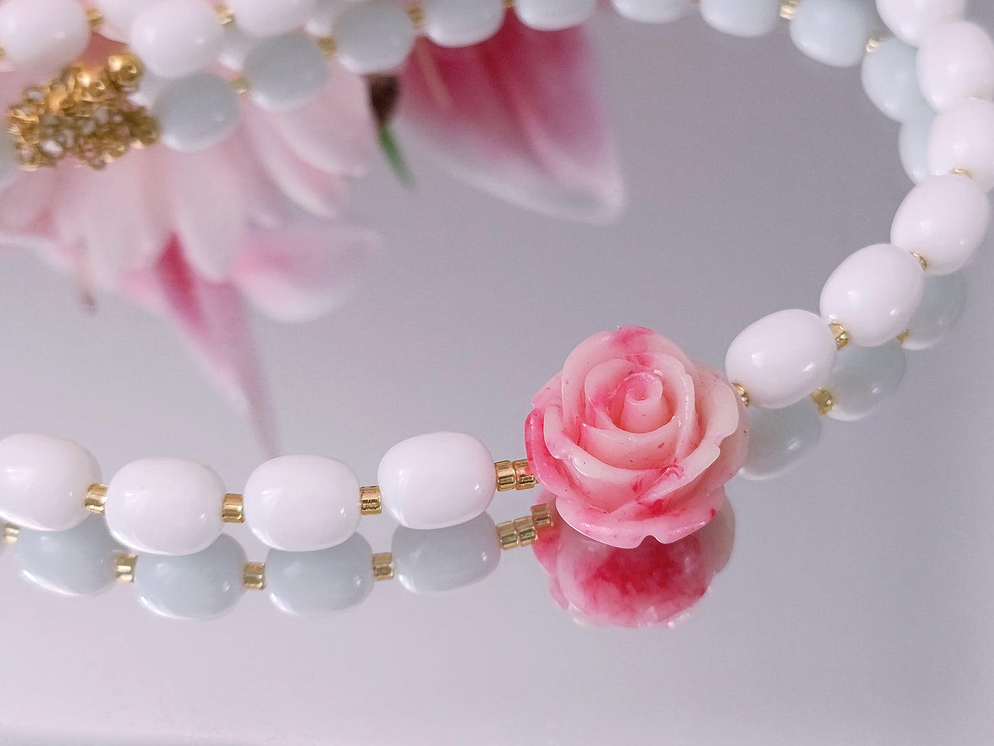 collier femme grosses perles résine blanches, collier femme grosses perles pas cher, collier femme grosses perles pas cher, unique by m, zag, aparanjan, le manège à bijoux, élégance by sp, meilleur site de bijoux fantaisie, meilleur site de bijoux en acier inoxydable pas cher, marie claire, idée cadeau femme, site de bijoux e créateur, site de bijoux faits mains, site de bijoux bohèmes