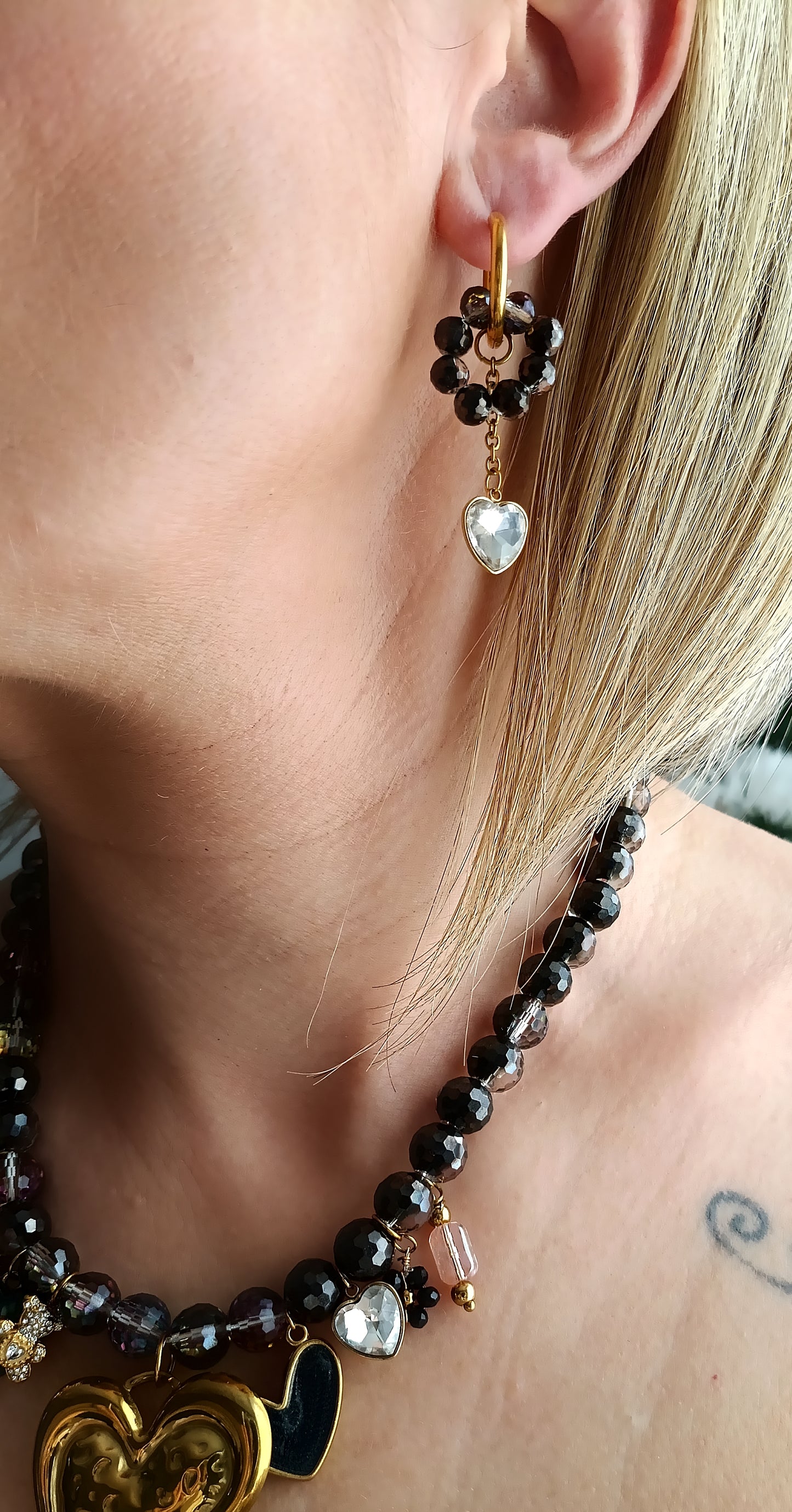 Boucles d'oreilles Black Pearl / Acier inoxydable, perles de verre et breloques en acier