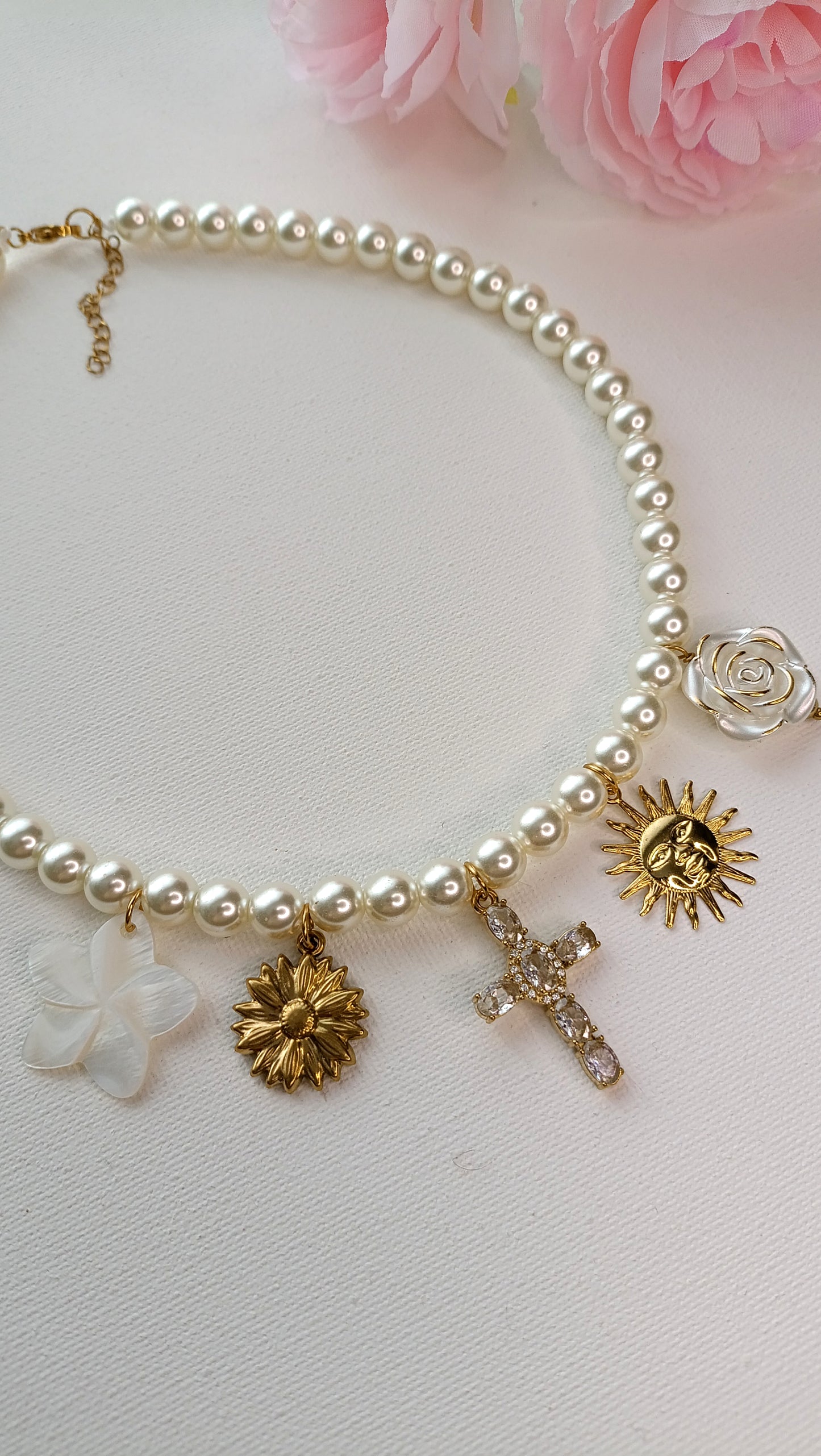 Collier femme à breloques perles, collier femme à pendentifs perles, collier femme à charms perles, collier femme en perles, collier à charms original, collier à charms pas cher, site de collier à charms femme, collier à pendentifs pas cher, collier à breloques pas cher