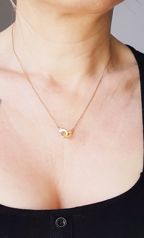 Collier Je t'aime, moi non plus