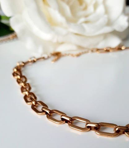 Collier Esther