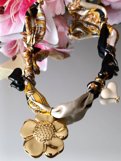 collier foulard femme tendance, collier foulard femme pas cher, collier femme foulard original, collier foulard tendance, collier foulard 2025, collier été femme 2025, meilleur site de bijoux fantaisie, site de bijoux fantaisie pas cher, boutique de bijoux fantaisie pas cher, site de bijoux femme pas cher, site de bijoux en acier inoxydable pas cher, bijoux en acier inoxydable pas cher, bijoux en acier inoxydable de créateur, idée cadeau femme, bijoux femme de qualité en acier inoxydable