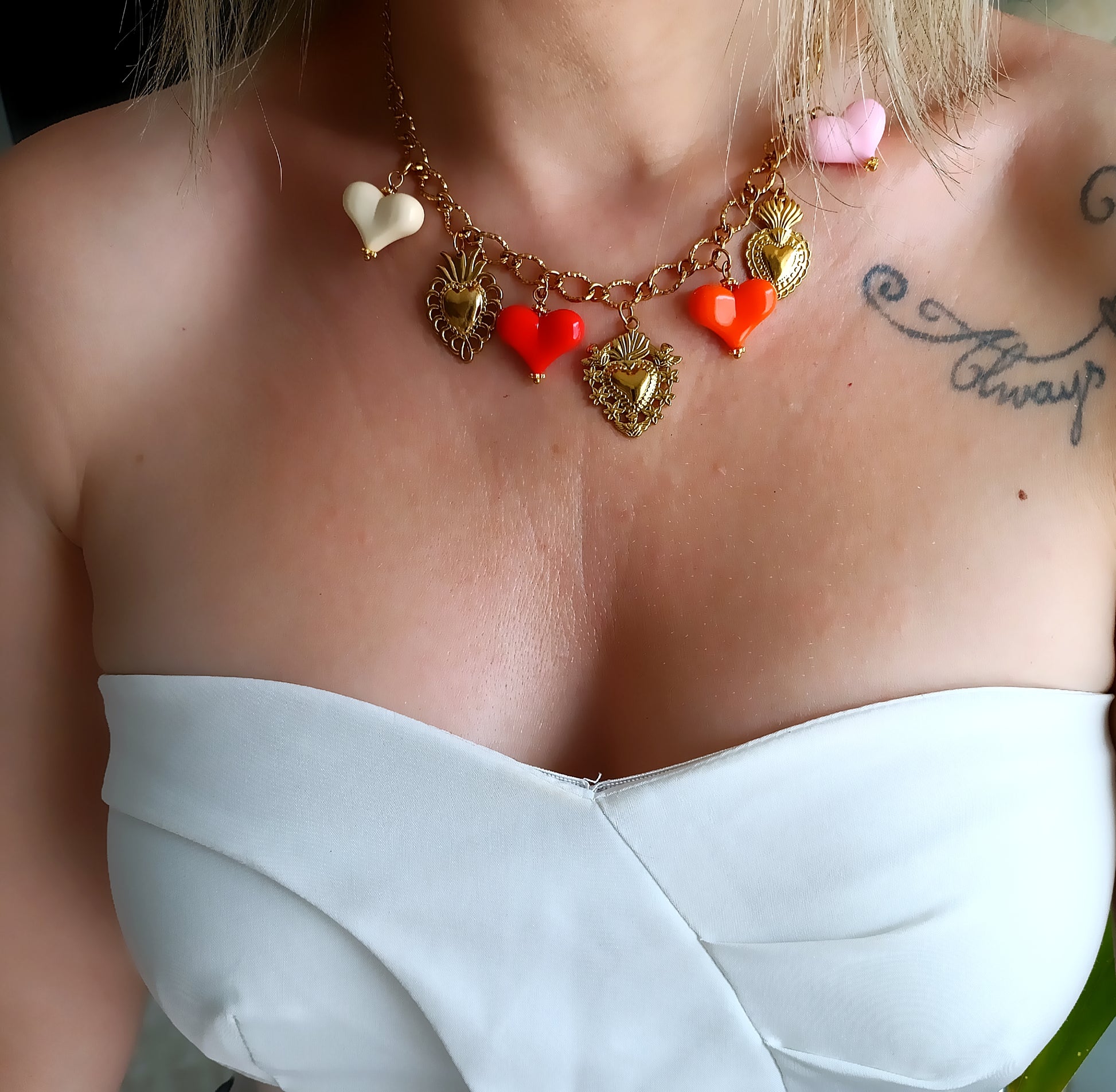 collier femme pendentifs cœurs, collier à charms cœurs femme, collier à breloques cœurs femme