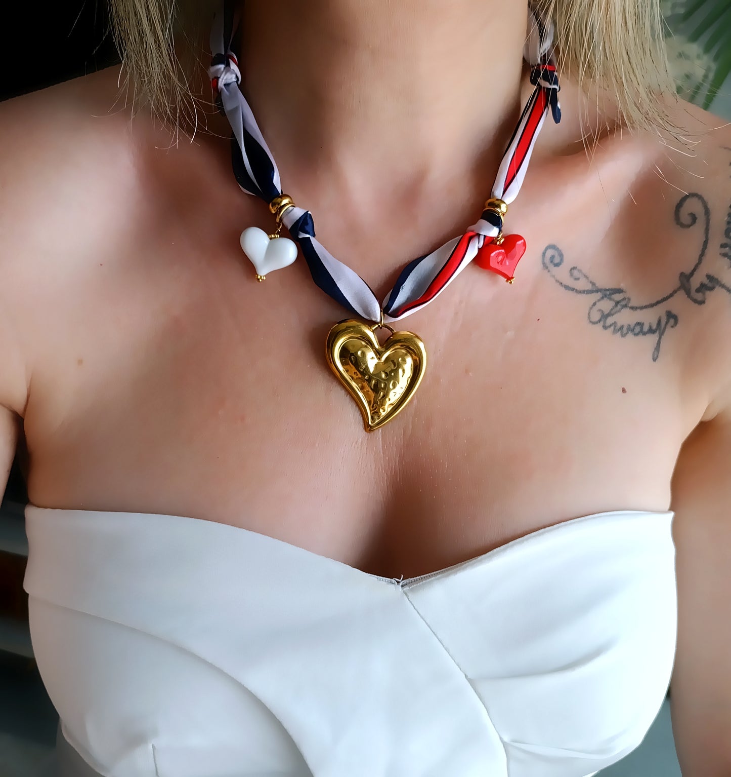 collier foulard femme tendance, collier foulard femme pas cher, collier femme foulard original, collier foulard tendance, collier foulard 2025, collier été femme 2025, meilleur site de bijoux fantaisie, site de bijoux fantaisie pas cher, boutique de bijoux fantaisie pas cher, site de bijoux femme pas cher, site de bijoux en acier inoxydable pas cher, bijoux en acier inoxydable pas cher, bijoux en acier inoxydable de créateur, bijoux femme de qualité en acier inoxydable, collier femme drapeau français