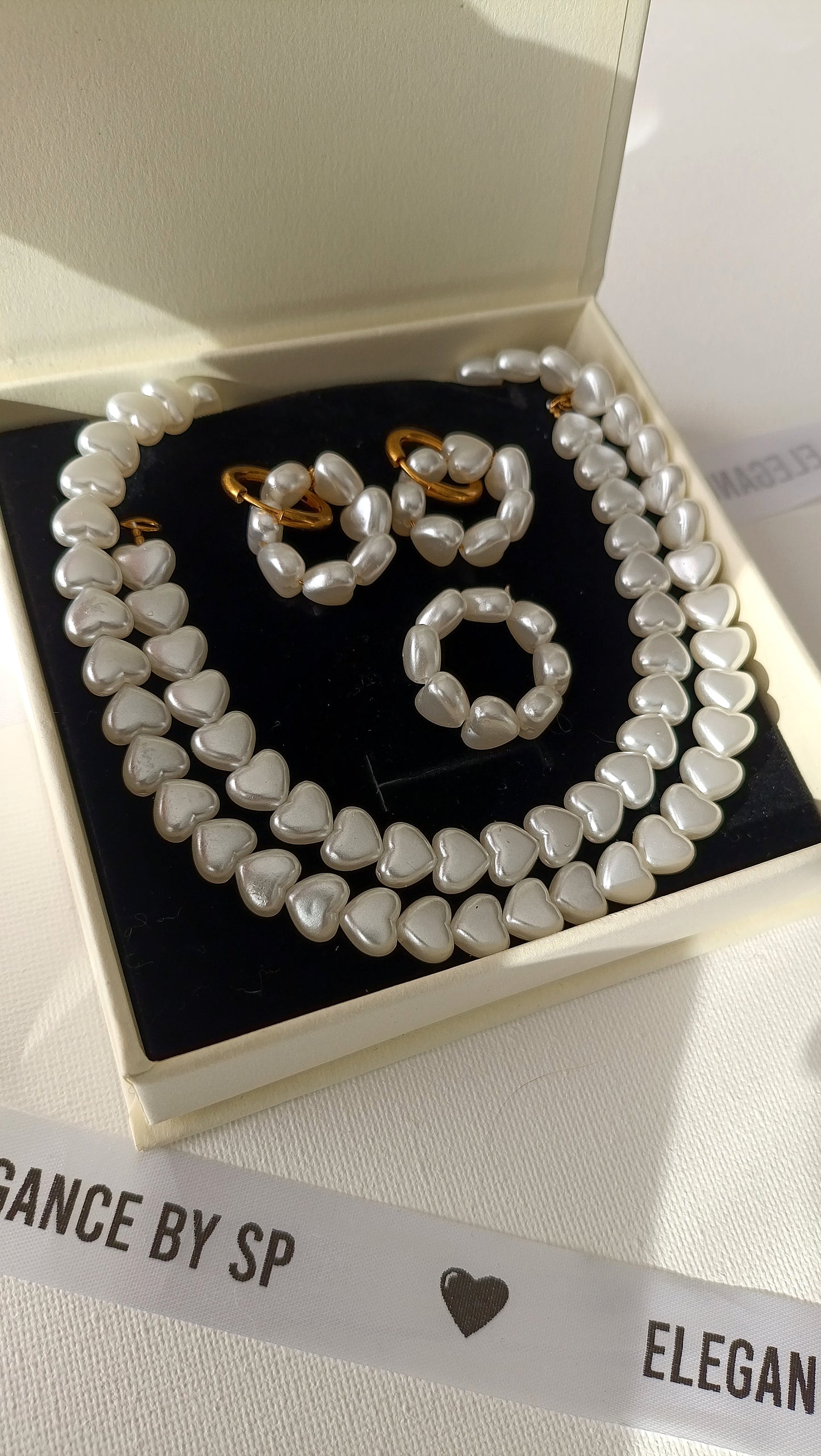 COFFRET de Noël Mon petit cœur, créations de bijoux en perles irisées et acier inoxydable