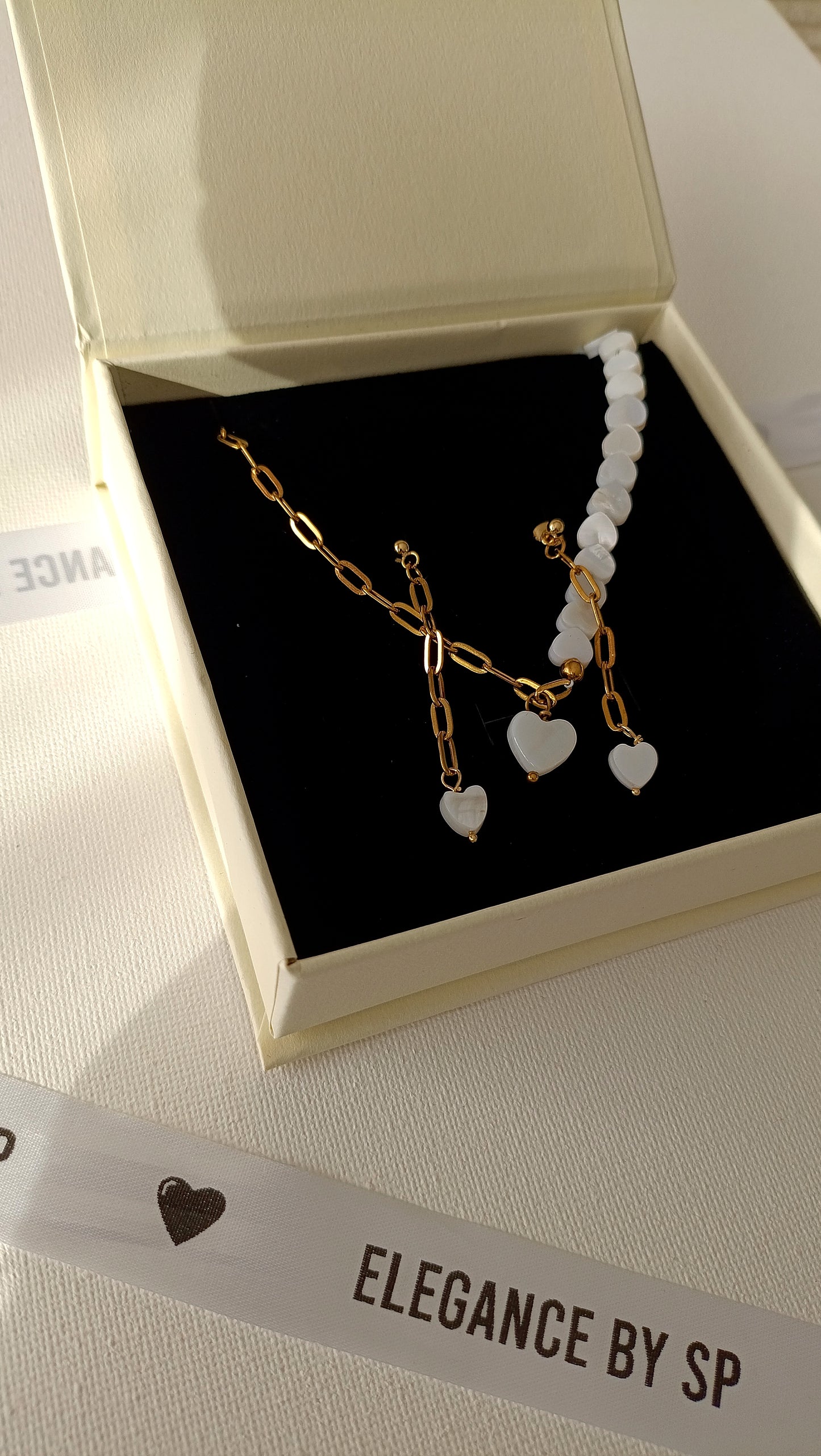 COFFRET de Noël Je suis tombé pour elle, créations de bijoux en perles de nacre et acier inoxydable
