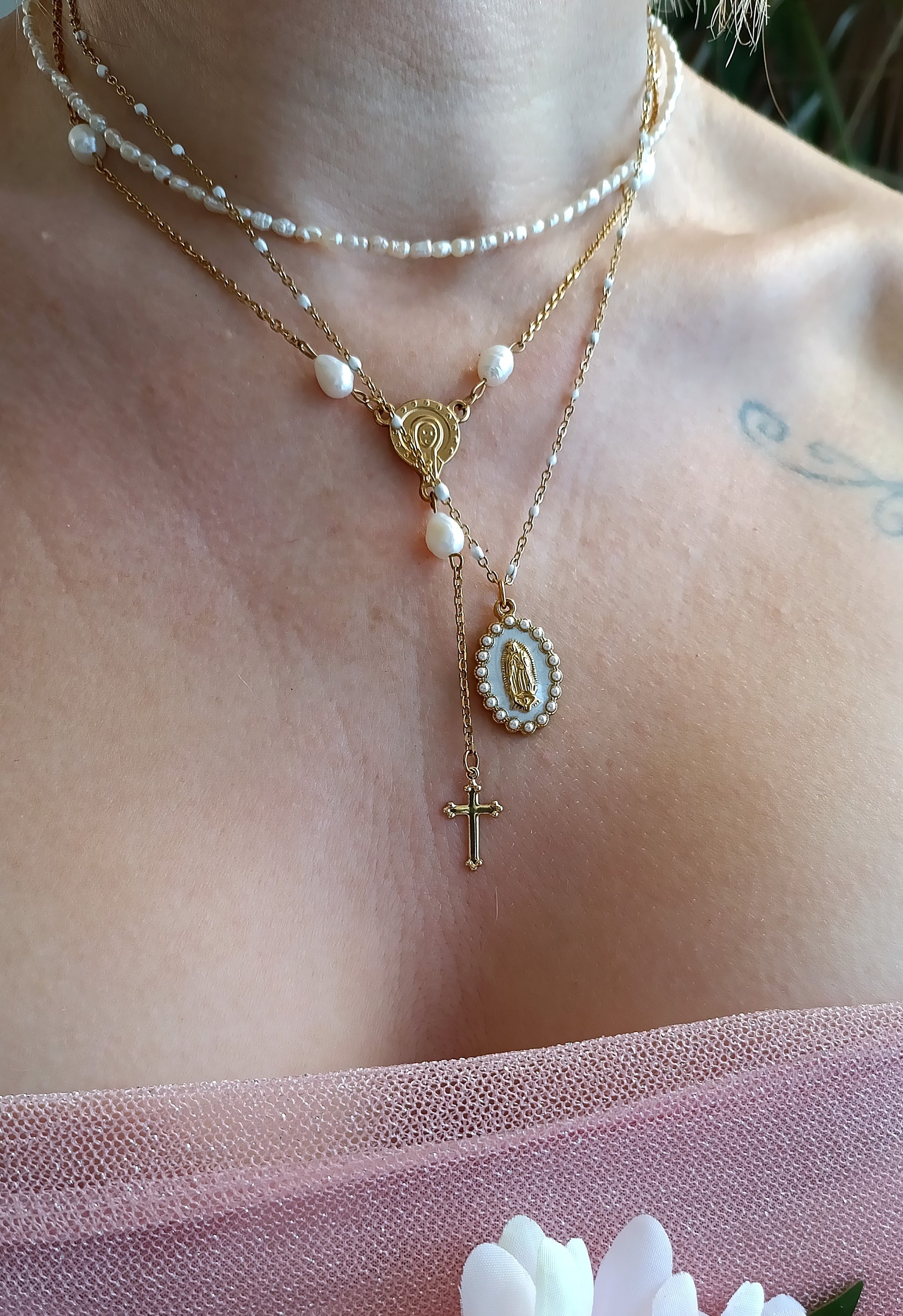 collier femme médaille miraculeuse, médaille miraculeuse collier femme, collier avec une médaille miraculeuse pour femme, collier médaille miraculeuse fantaisie