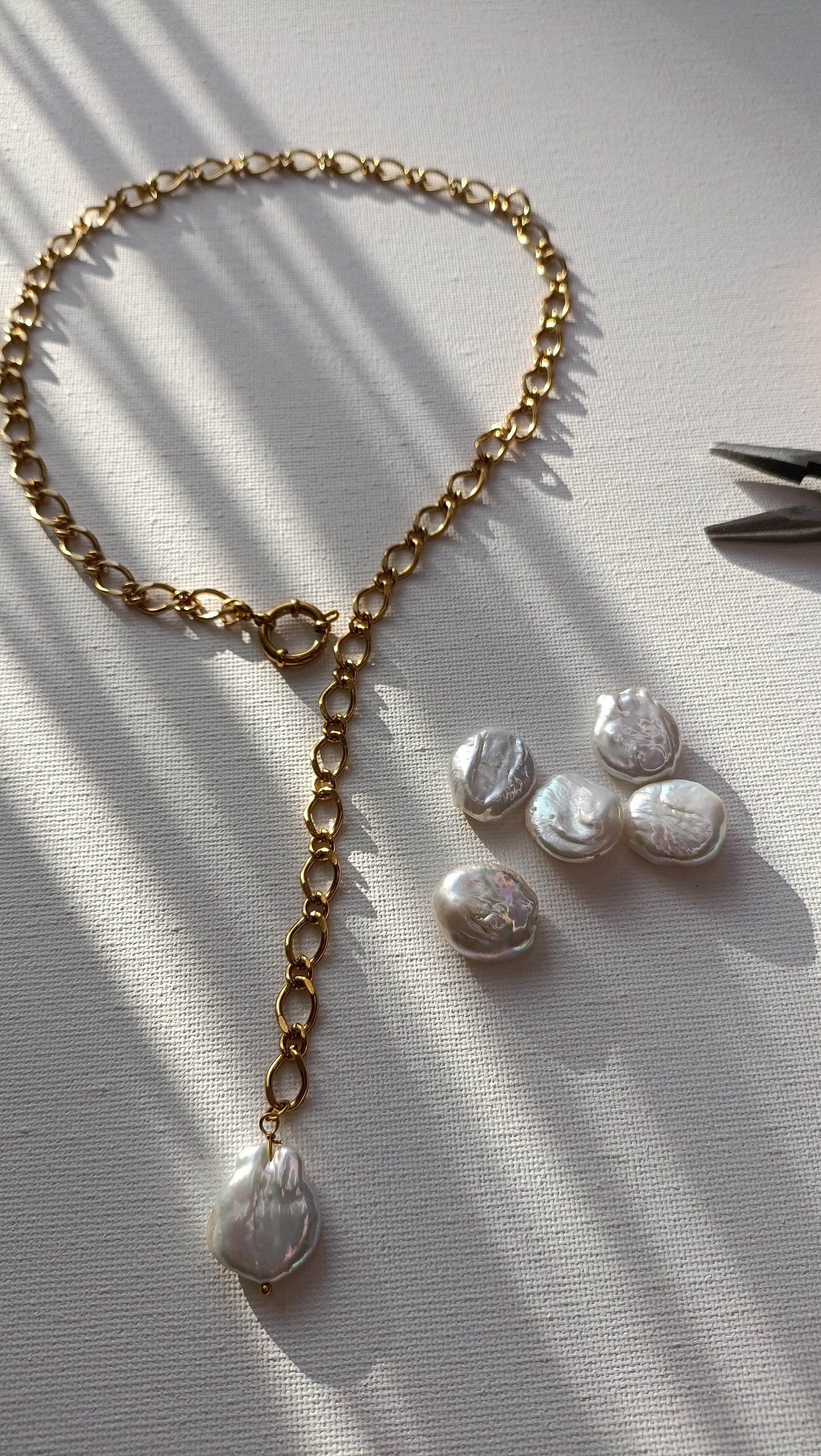 collier 3 en 1, collier qui s'adapte à vos envies, collier de dos, collier avec une grosse perle d'eau douce, collier femme de créateur, bijoux femme pas cher en acier inoxydable, collier en Y en perles d'eau douce, bijoux de créateur pas cher, idée cadeau noël femme