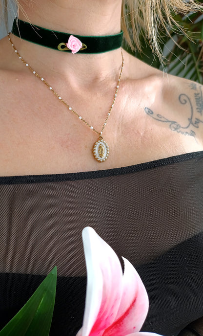 collier femme médaille miraculeuse, médaille miraculeuse collier femme, collier avec une médaille miraculeuse pour femme, collier médaille miraculeuse fantaisie