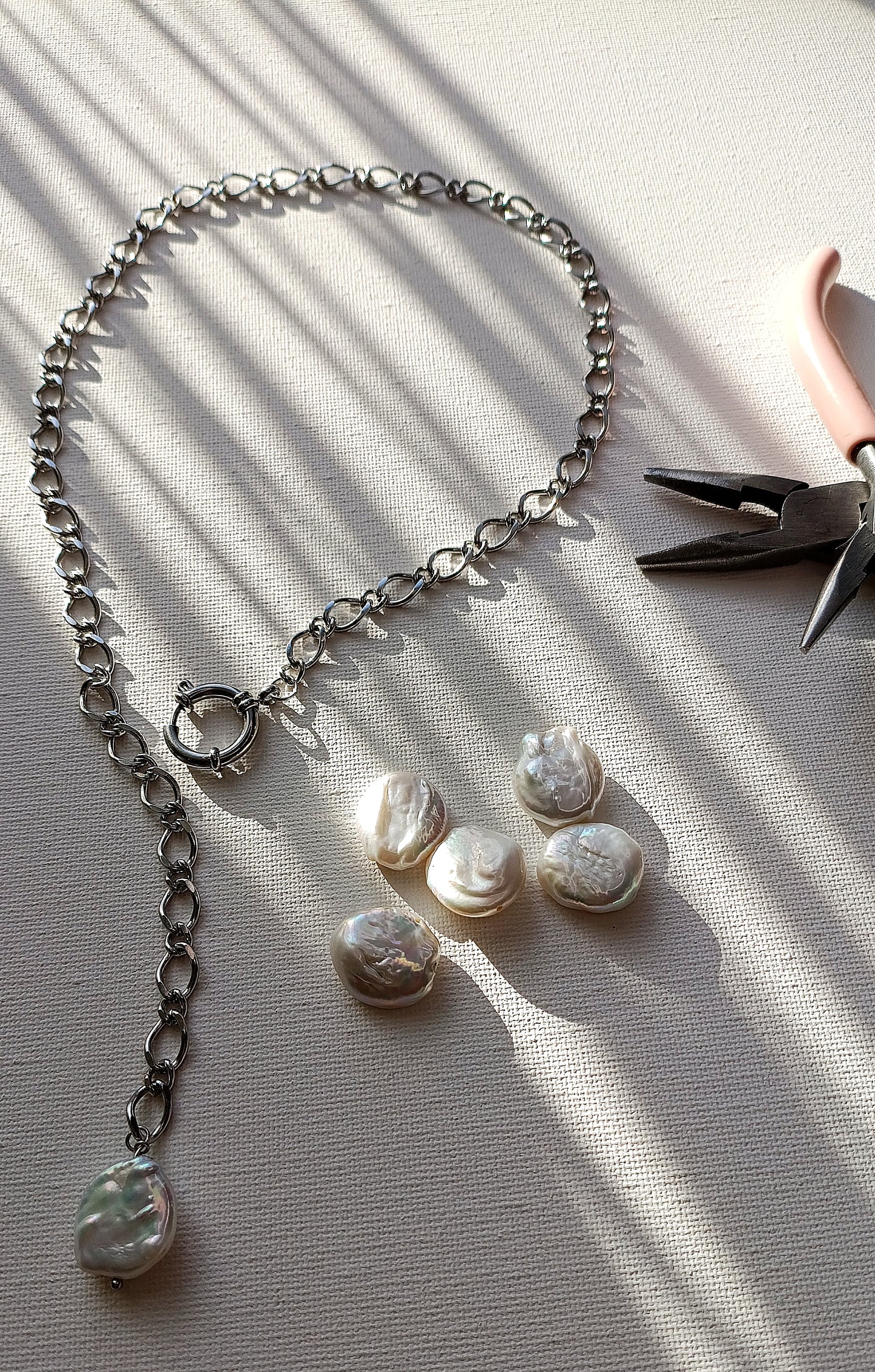 collier 3 en 1, collier qui s'adapte à vos envies, collier de dos, collier avec une grosse perle d'eau douce, collier femme de créateur, bijoux femme pas cher en acier inoxydable, collier en Y en perles d'eau douce, bijoux de créateur pas cher, idée cadeau noël femme