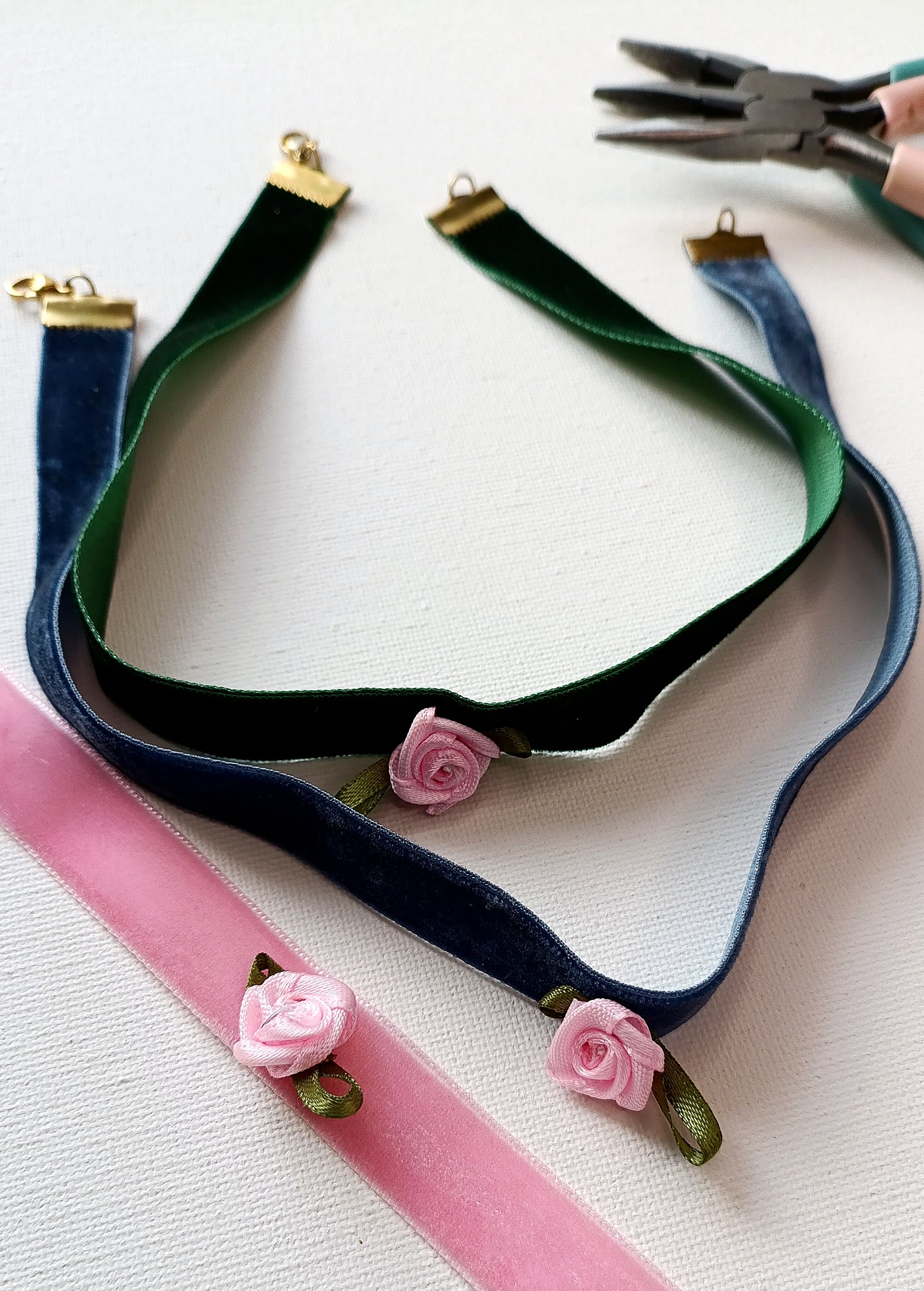 Collier Appoline / Création de collier en ruban velours et acier inoxydable