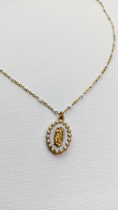 collier femme médaille miraculeuse, médaille miraculeuse collier femme, collier avec une médaille miraculeuse pour femme, collier médaille miraculeuse fantaisie