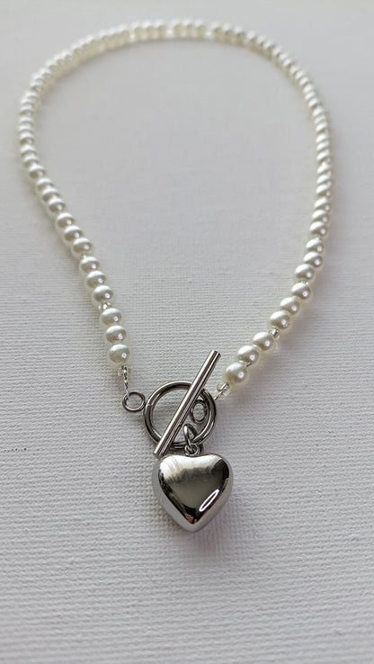 collier femme en perles pas cher, collier femme en perles et pendentif cœur pas cher, idée cadeau saint valentin femme, idée cadeau fête des mères, meilleur site de bijoux fantaisie, meilleur bijoux fantaisie français, bijoux de créateur pas cher, collier en perles femme de créateur, collier en perles femme acier inoxydable de qualité