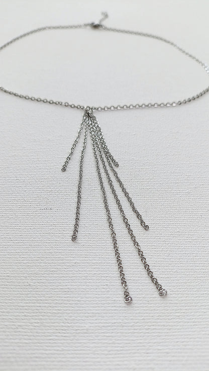 collier femme cascade de mailles, collier femme en acier inoxydable, bijoux en acier inoxydable de qualité, collier femme avec plein de mailles, collier femme frange de mailles, collier femme avec plein de mailles, meilleur site de bijoux en acier inoxydable, bijoux de créateur français, bijoux français