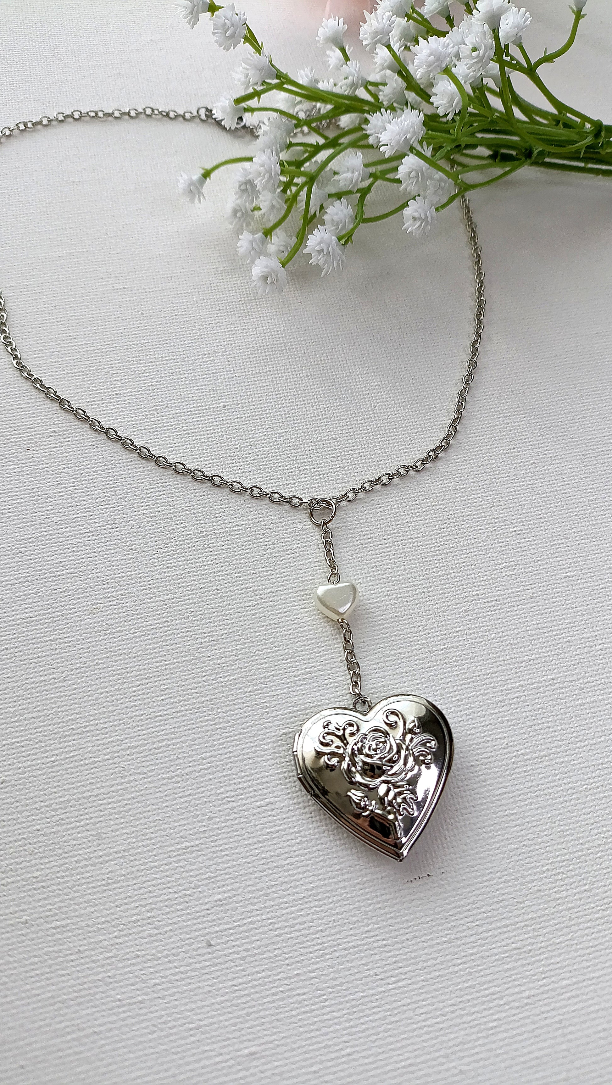 collier cassolette femme original, collier cassolette femme fantaisie, collier cassolette femme pas cher, collier cassolette femme tendance, collier cassolette femme en acier inoxydable, collier cassolette femme moderne