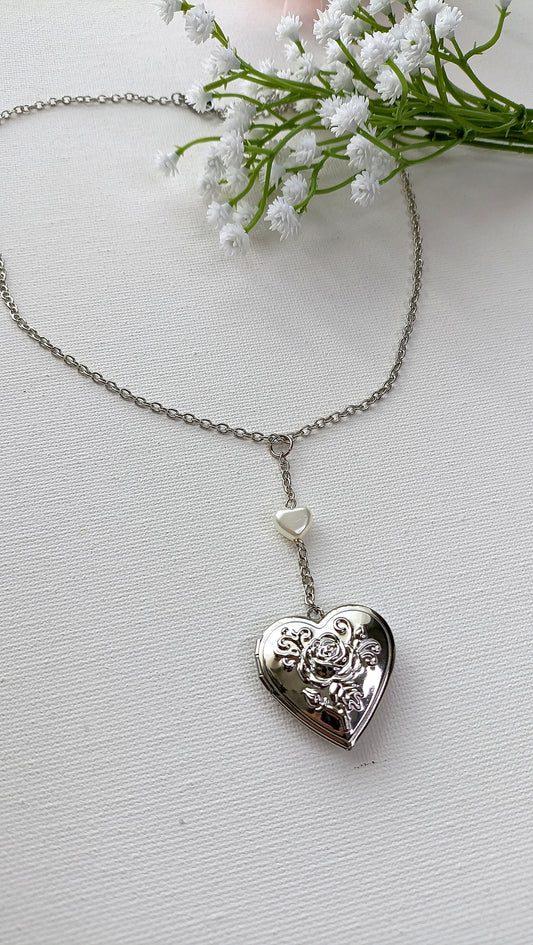 collier cassolette femme original, collier cassolette femme fantaisie, collier cassolette femme pas cher, collier cassolette femme tendance, collier cassolette femme en acier inoxydable, collier cassolette femme moderne