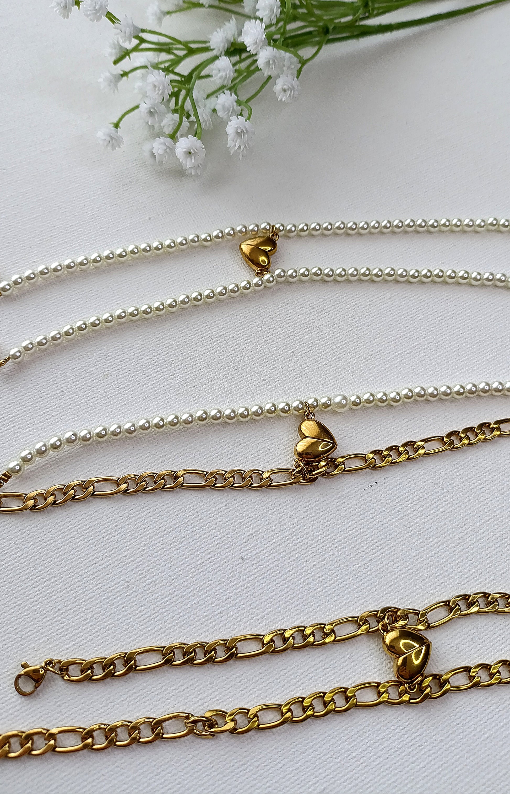 duo de bracelets pour femme, bracelets d'amitié, bracelets d'amour, lot de deux bracelets d'amitié, bracelet avec pendentif cœur femme, idée cadeau de couple, bracelet de couple, idée cadeau saint valentin, idée cadeau fête des mères