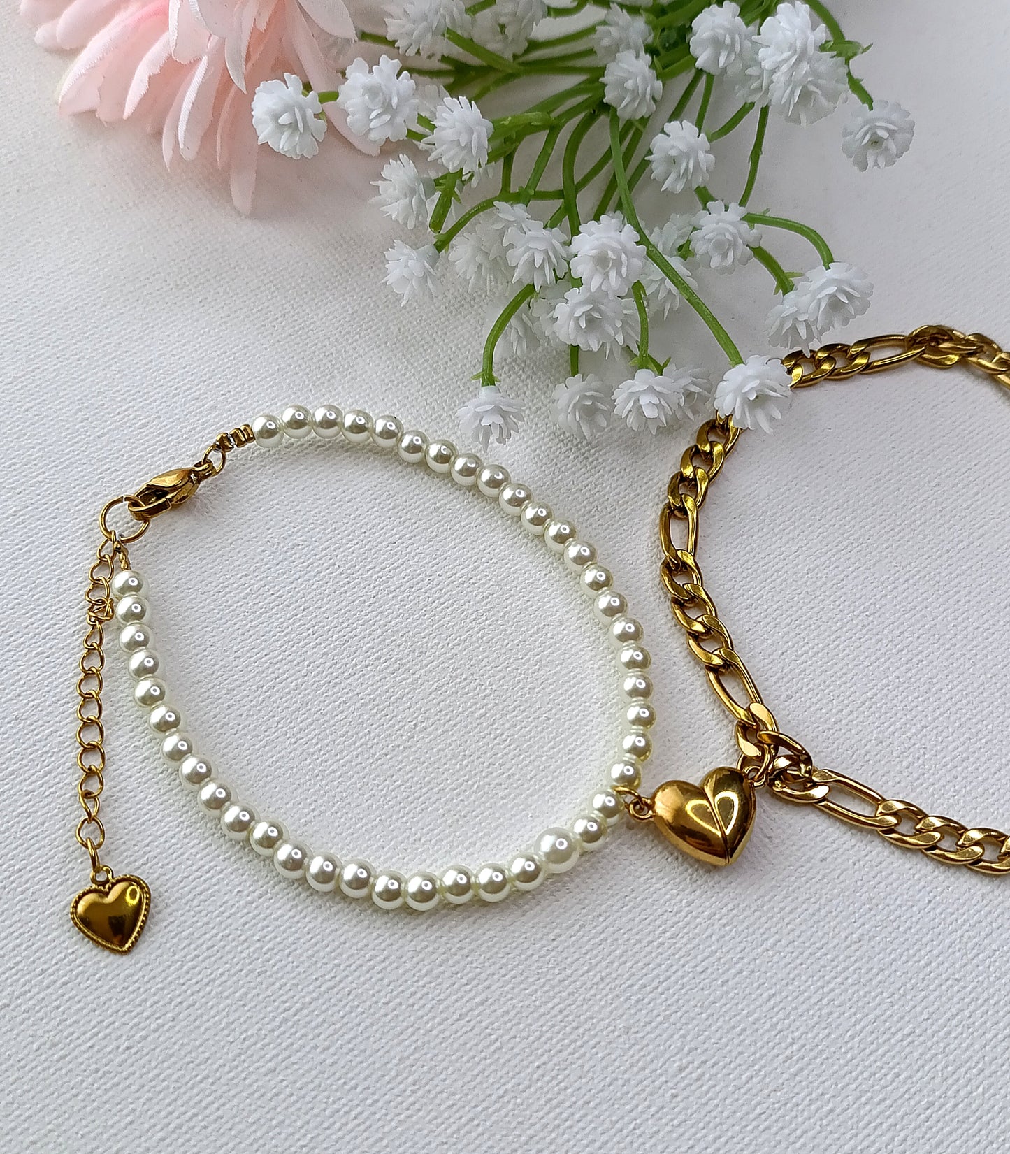 duo de bracelets pour femme, bracelets d'amitié, bracelets d'amour, lot de deux bracelets d'amitié, bracelet avec pendentif cœur femme, idée cadeau de couple, bracelet de couple, idée cadeau saint valentin, idée cadeau fête des mères