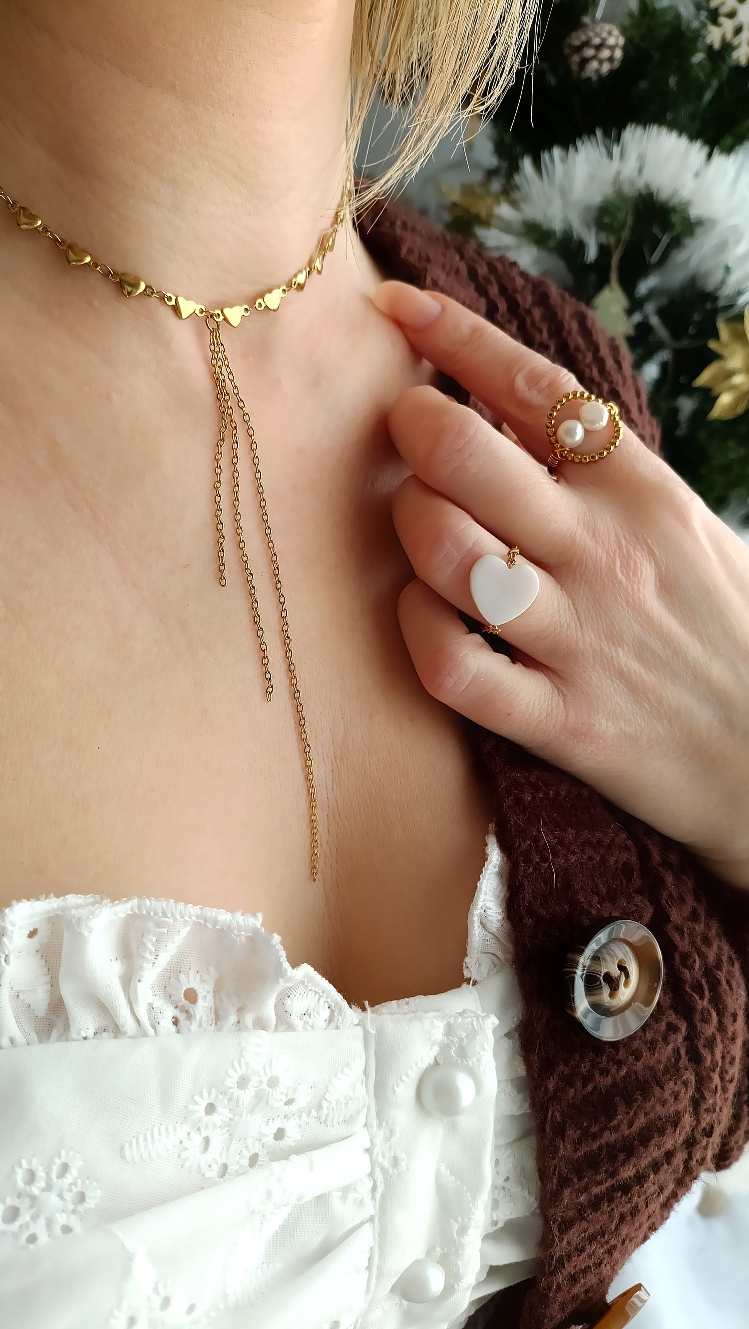 collier cœur femme en acier inoxydable, bijoux de créateur pas cher, idée cadeau femme saint valentin, idée cadeau fête des mères, collier avec des cœurs pour femme, meilleur site de bijoux pour femme, bijoux français en acier inoxydable, collier à franges femme, collier avec des franges femme,