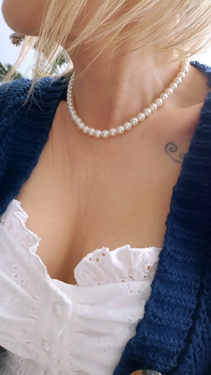 Collier grosses perles nacrées femme, collier perles nacrées femme, idée saint valentin femme, collier imitation perles de culture femme, collier de créateur femme, collier tendance femme, collier vintage femme, bijoux femme pas cher, 