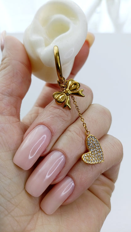 Boucles d'oreilles Snow White / Création de boucles, Acier inoxydable, perles de verre et breloques en acier (Copie)