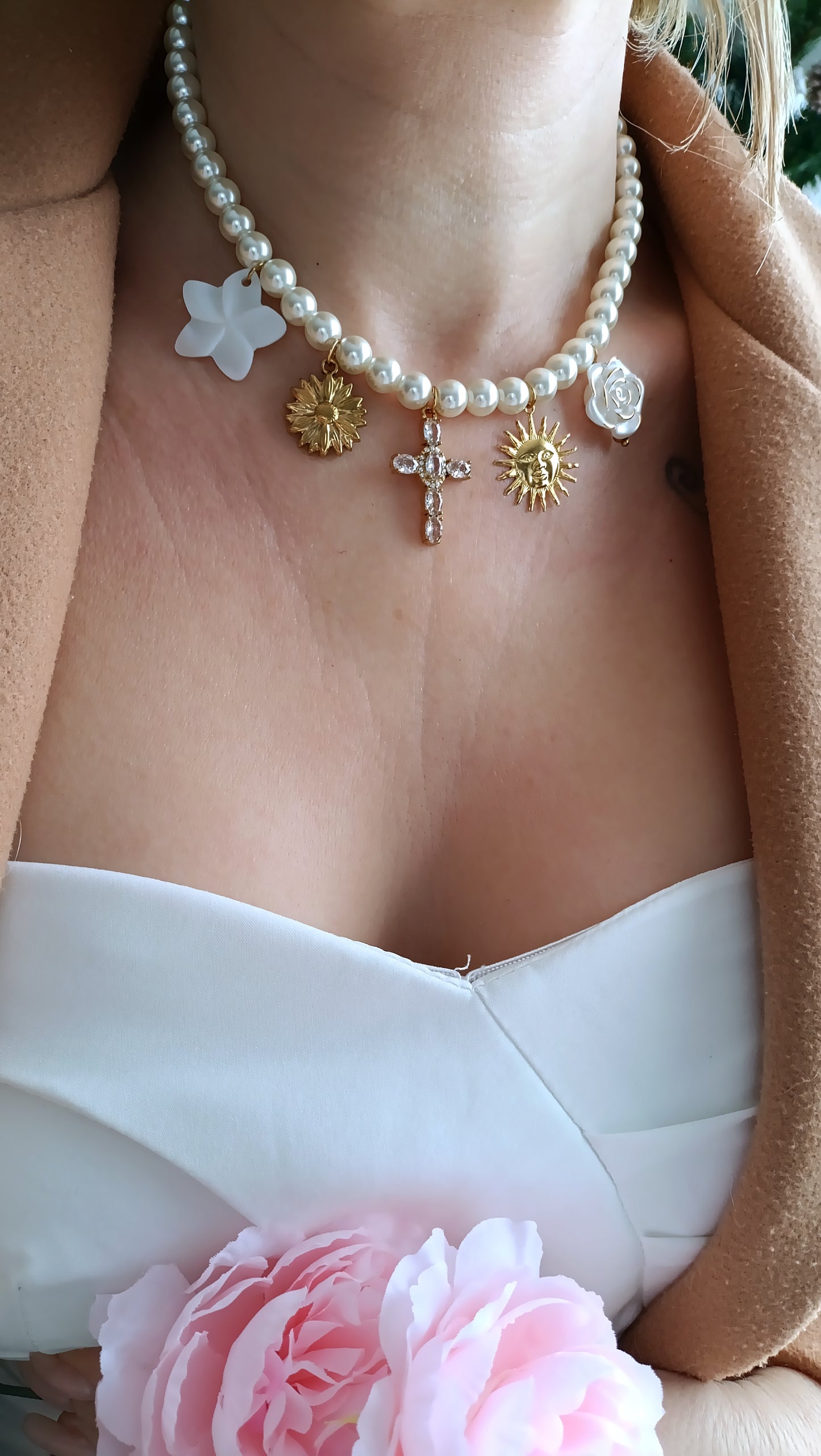 Collier femme à breloques perles, collier femme à pendentifs perles, collier femme à charms perles, collier femme en perles, collier à charms original, collier à charms pas cher, site de collier à charms femme, collier à pendentifs pas cher, collier à breloques pas cher