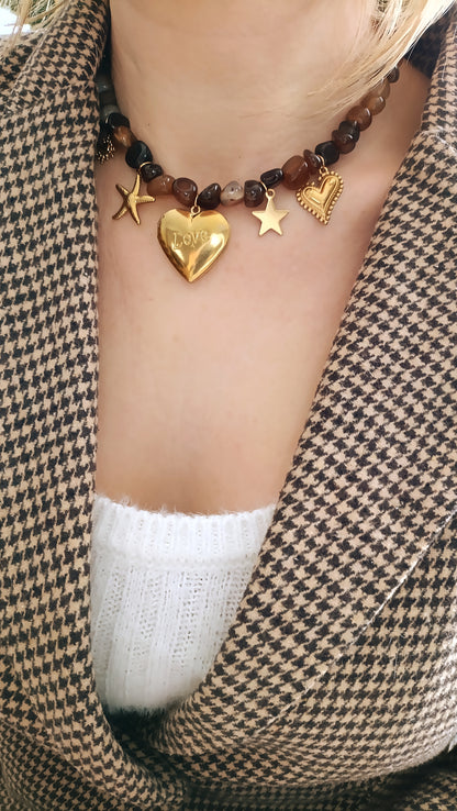 Collier femme à breloques perles marron, collier femme à pendentifs perles marrons, collier femme à charms perles marrons, collier femme en perles d'agate, collier femme agate marron, colliker à charms original, collier à charms pas cher, site de collier à charms femme, collier à pendentifs pas cher, collier à breloques pas cher, collier en agate femme