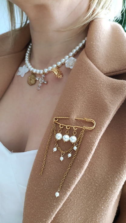 Broche Iridessa / Création de broche, Acier inoxydable, perles de verre