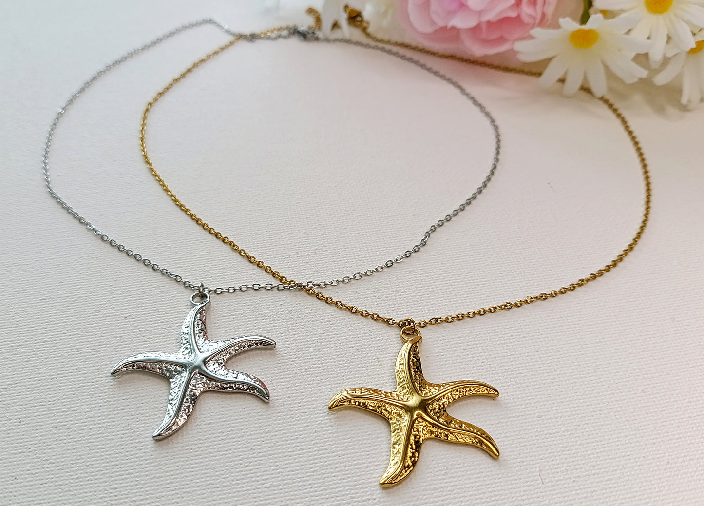 Collier femme étoile de mer simple, collier femme avec une étoile de mer en pendentif, collier femme avec une étoile de mer grosse, collier étoile de mer femme