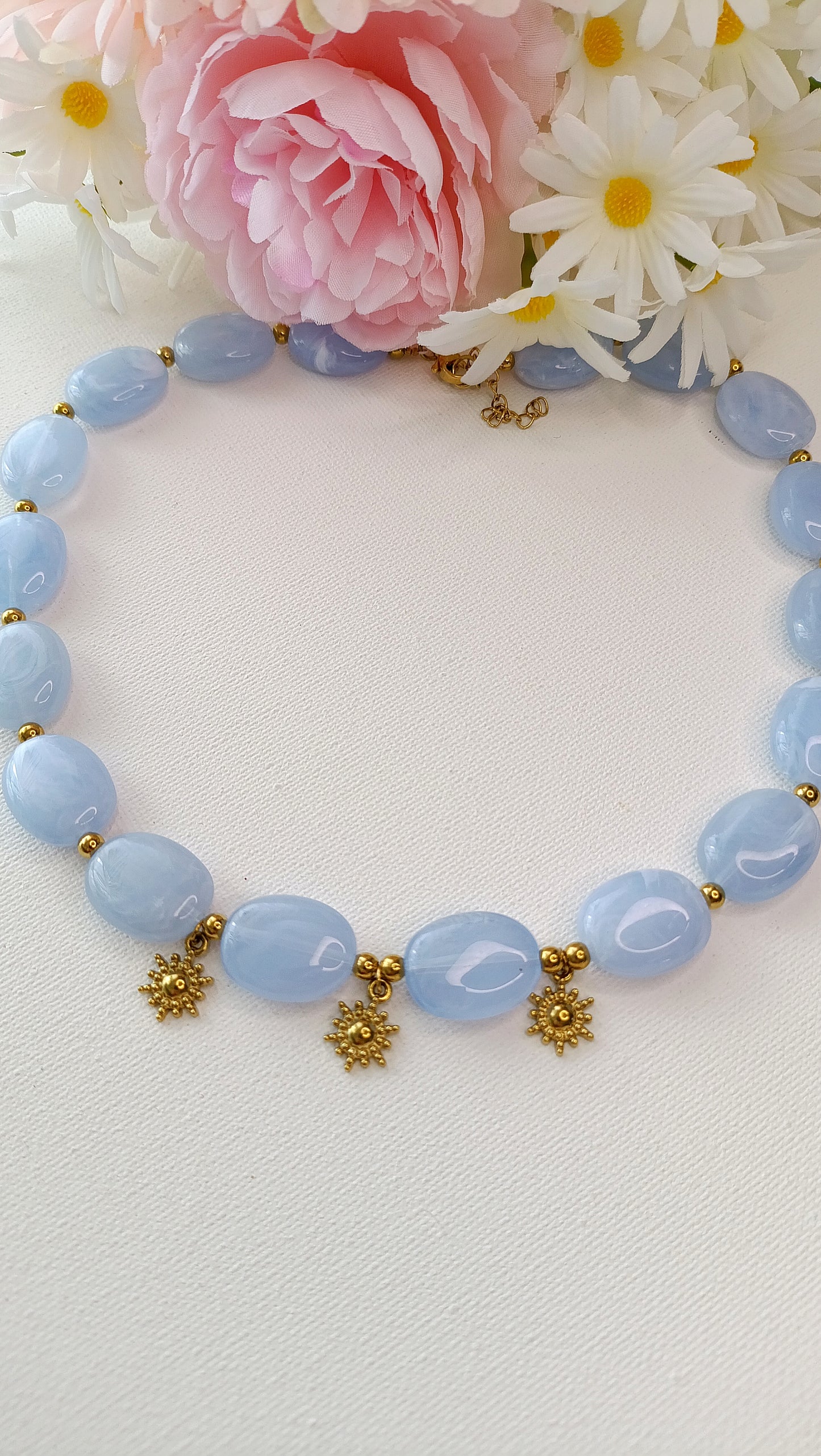 Collier femme grosse perles et soleil, collier femme coloré, collier femme grosses perles colorées, collier femme printemps été 2026 pas cher, bijoux femme printemps été 2026 pas chers, collier femme grosses perles blanches, collier femme grosses perles oranges, collier femme grosse perles roses, collier femme grosses perles bleues, collier femme grosses perles vertes, siyte de bijoux français pas chers, site de bijoux acier pas chers françaisn site de bijoux été 2026