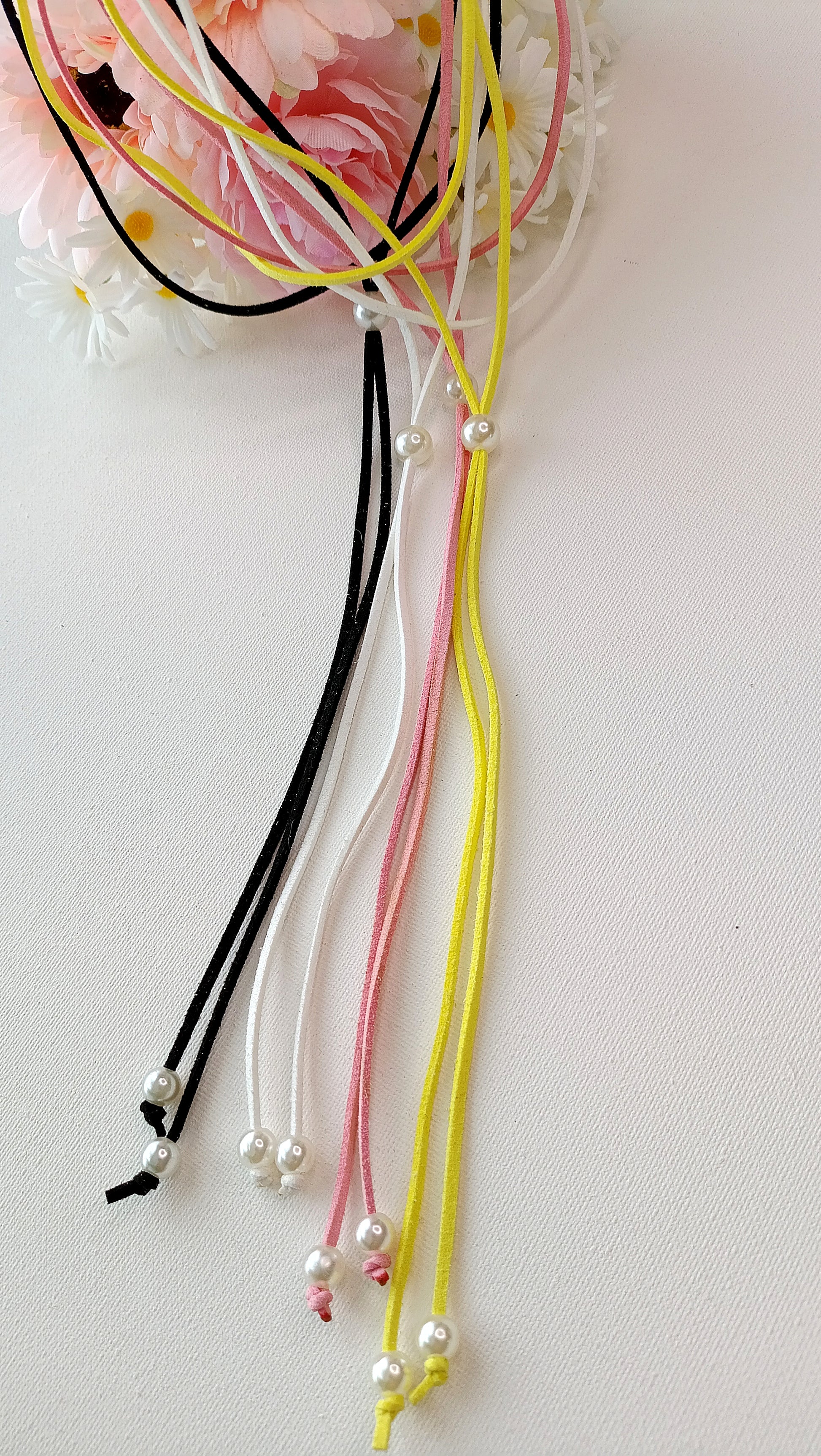 collier à cordon long et perles femme, collier à cordon noir et perles femme, collier à cordon bleu femme , collier à cordon rose femme, collier à cordon long, bijoux printemps été 2026 pas chers , bijoux printemps été 2026 de qualité, site de bijoux de créateur pas cher, site de bijoux pas cher été 2026