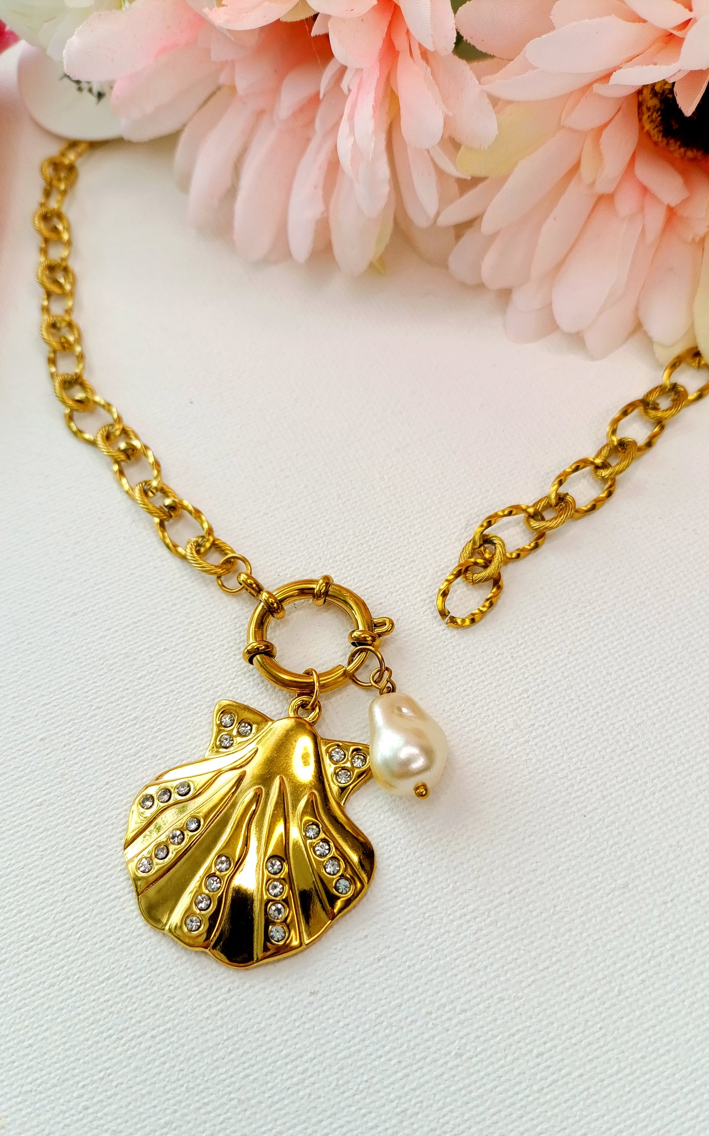bijoux de créateurs français, bijoux en acier inox hypoallergéniques, site de création de bijoux français pas chers, bijoux de créateurs français pas chers, bijoux de créateur pas cher français, bijoux artisanaux français, collier grosse maille gros pendentif collier femme été 2026, collier femme fantaisie pas cher, collier femme fantaisie de créateur français, collier femme grosse maille, collier femme maille imposante fantaisie, collier femme hypoallergénique