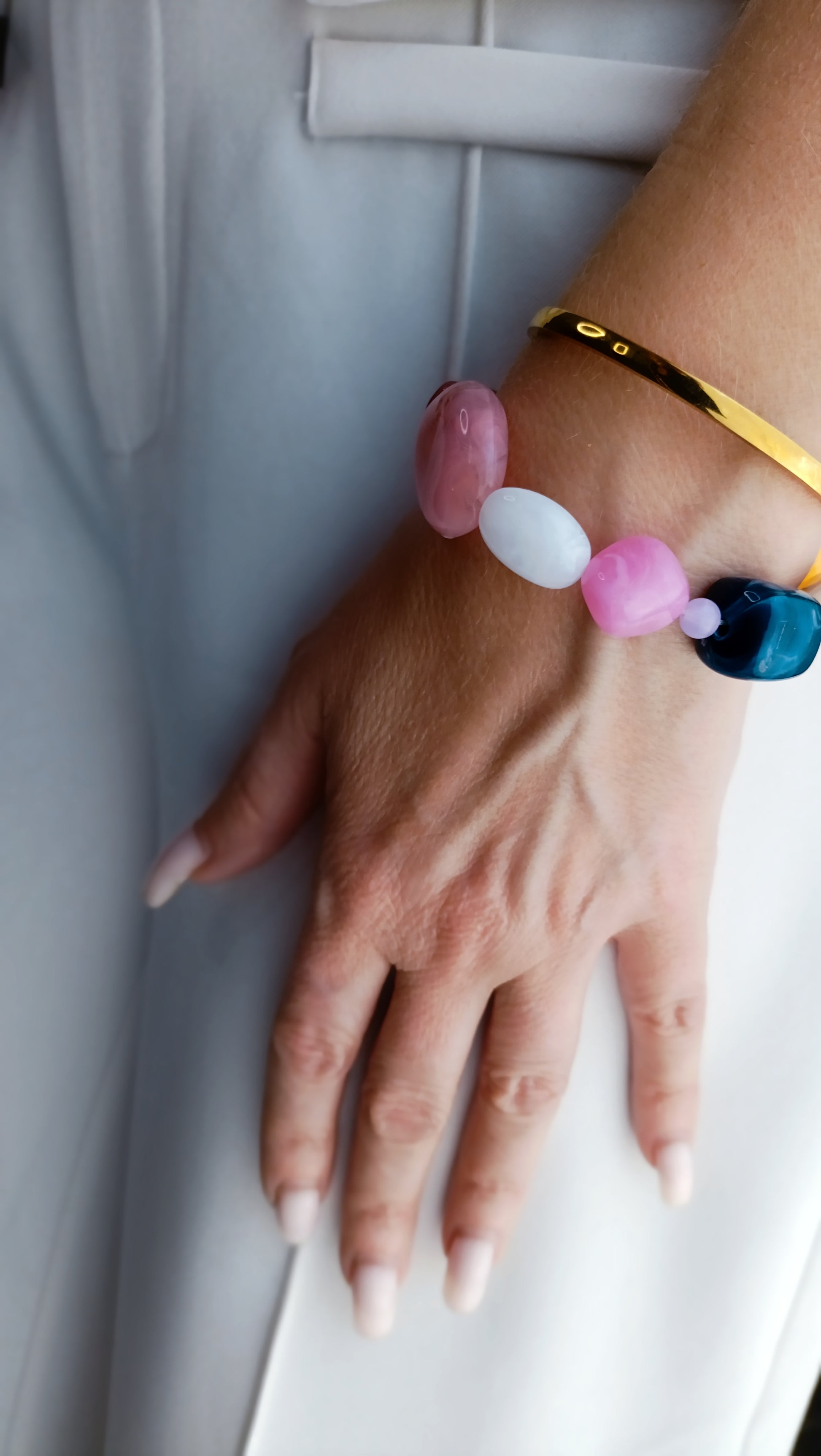 bracelet femme grosses perles, bracelet femme grandes perles, bracelet femme grosses perles colorées,bracelet femme grandes perles colorées, bracelet sezanne, bracelet grosses perles de couleur, bracelet femme vintage, bracelet femme années 70, bracelet femme années 80, bracelet femme années 90 