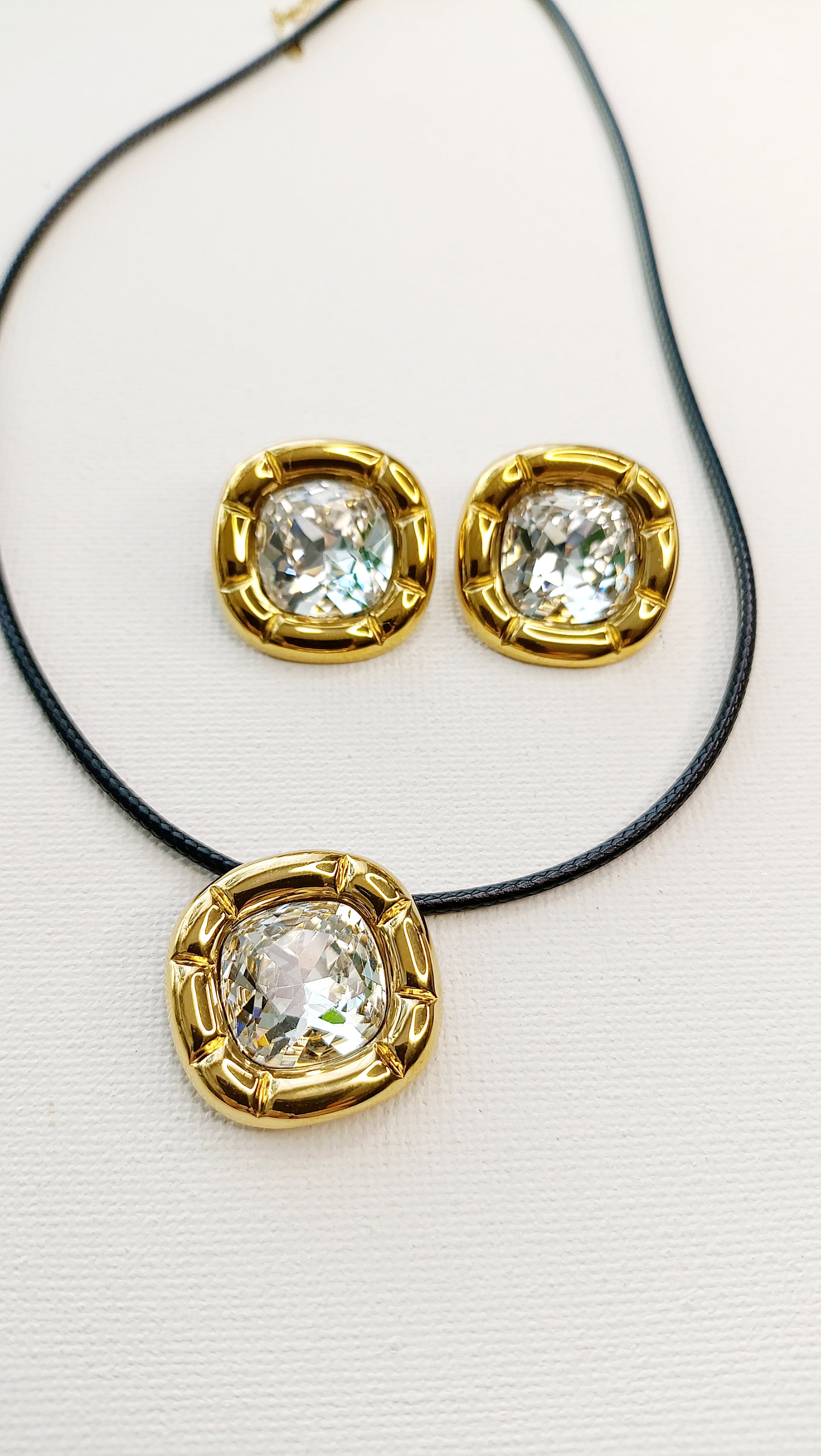 Collier femme plaqué or pierre verte, collier femme plaqué or pendentif perle verte, parure en acier inoxydable pas cher, parure femme plaqué or pas cher