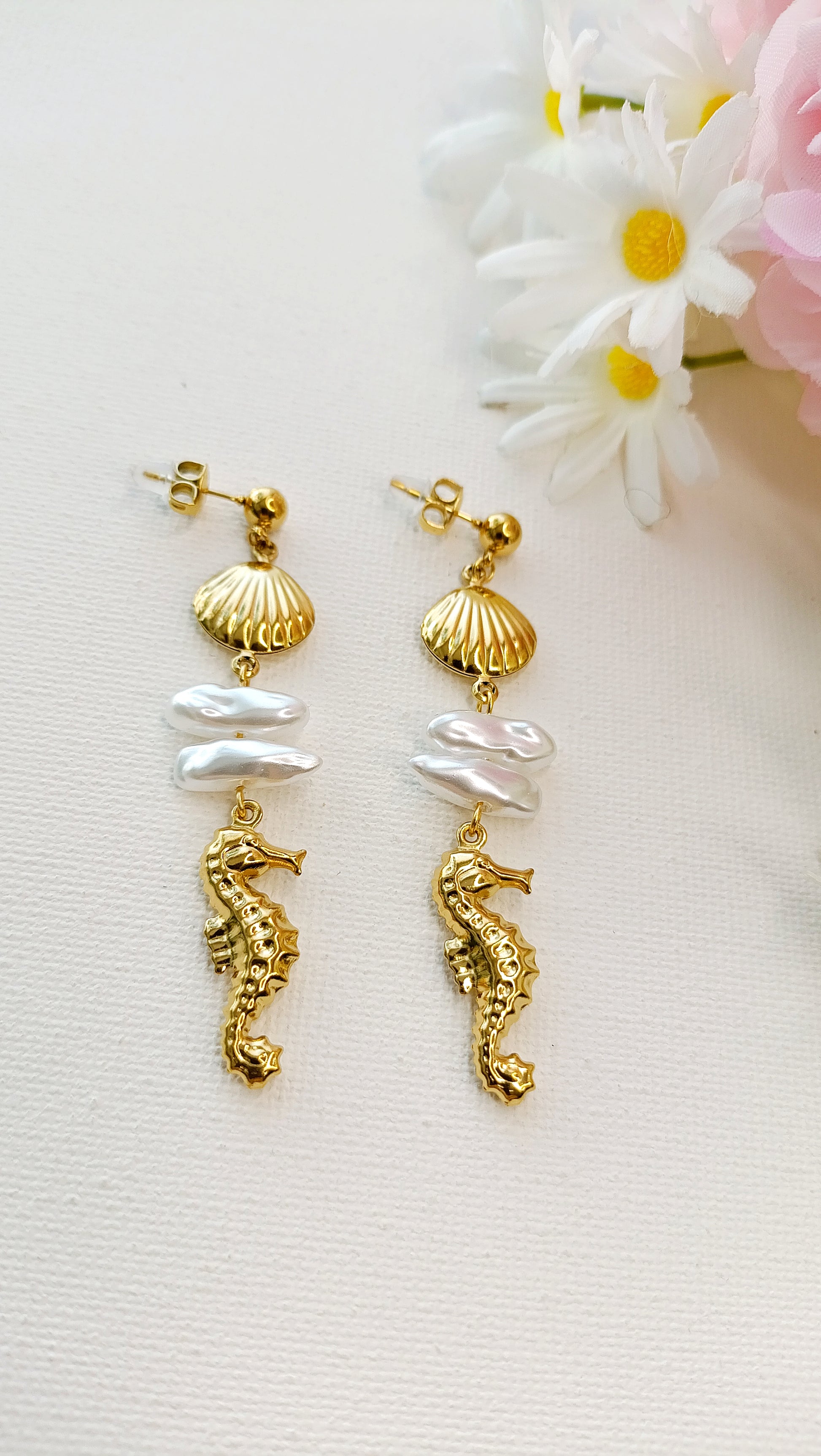 Collier femme plaqué or coquillages, collier femme plaqué or perles et coquillage, parure en acier inoxydable pas cher, parure femme plaqué or pas cher