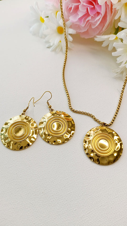 Bijoux Diva doré /  Acier inoxydable