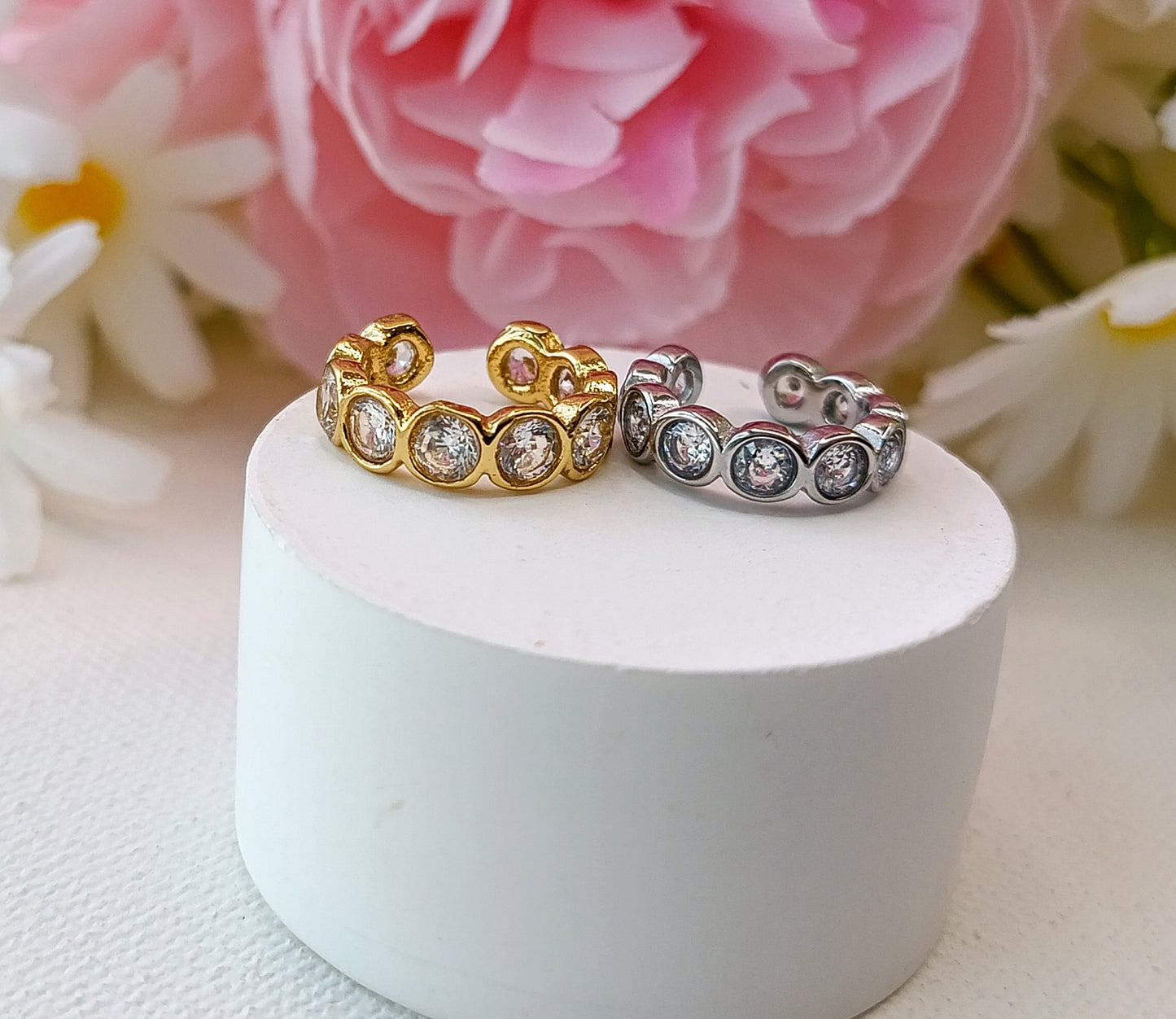 bague d'oreille ear cuff femme en acier inoxydable, bague d'oreille ear cuff femme en acier inox plaqué or, bague d'oreille ear cuff femme fantaisie, bague d'oreille ear cuff femme originales, ear cuff femme de qualité, bague d'oreille femme pas chères, ear cuff femme en acier inox pas chères, bague d'oreille femme, bague d'oreille femme aparanjan, ear cuff femme musardise, bague d'oreille femme musardise, 