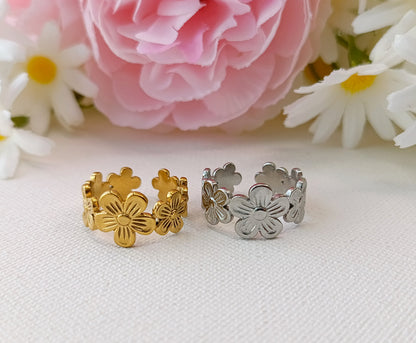 bague femme en acier inoxydable hypoallergénique, bageu femme en acier inox, bague femme haute fantaisie, bague femme avec des fleurs, bague femme acier de qualité, bague femme en acier pas chere