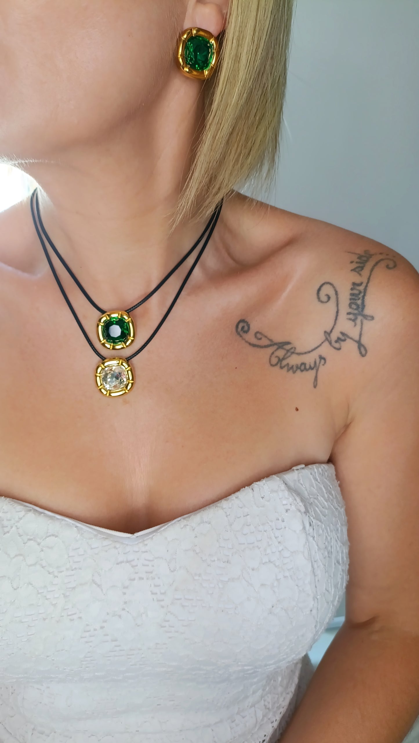 Collier femme plaqué or pierre verte, collier femme plaqué or pendentif perle verte, parure en acier inoxydable pas cher, parure femme plaqué or pas cher
