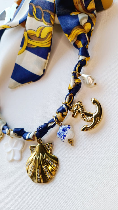 collier foulard femme, collier foulard à breloques, collier foulard à charms, collier foulard à pendentifs en acier inox, collier foulard fantaisie, collier foulard pas cher, collier foulard original, collier foulard fait en france, collier foulard de créateur, collier foulard abordable, bijoux en acier inoxydable pas cher, bijoux en acier inoxydable de qualité, meilleur site de bijoux de créateur en acier inox, meilleur site français de bijoux en acier inox, bijoux français rares