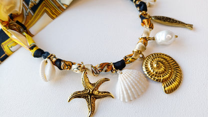 collier foulard femme, collier foulard à breloques, collier foulard à charms, collier foulard à pendentifs en acier inox, collier foulard fantaisie, collier foulard pas cher, collier foulard original, collier foulard fait en france, collier foulard de créateur, collier foulard abordable, bijoux en acier inoxydable pas cher, bijoux en acier inoxydable de qualité, meilleur site de bijoux de créateur en acier inox, meilleur site français de bijoux en acier inox, bijoux français rares