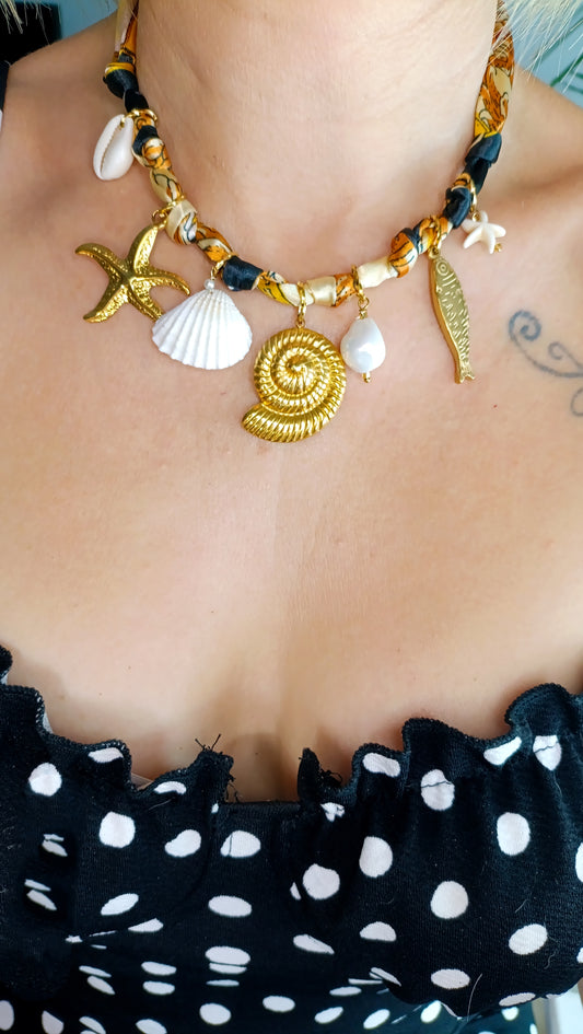 collier foulard femme, collier foulard à breloques, collier foulard à charms, collier foulard à pendentifs en acier inox, collier foulard fantaisie, collier foulard pas cher, collier foulard original, collier foulard fait en france, collier foulard de créateur, collier foulard abordable, bijoux en acier inoxydable pas cher, bijoux en acier inoxydable de qualité, meilleur site de bijoux de créateur en acier inox, meilleur site français de bijoux en acier inox, bijoux français rares
