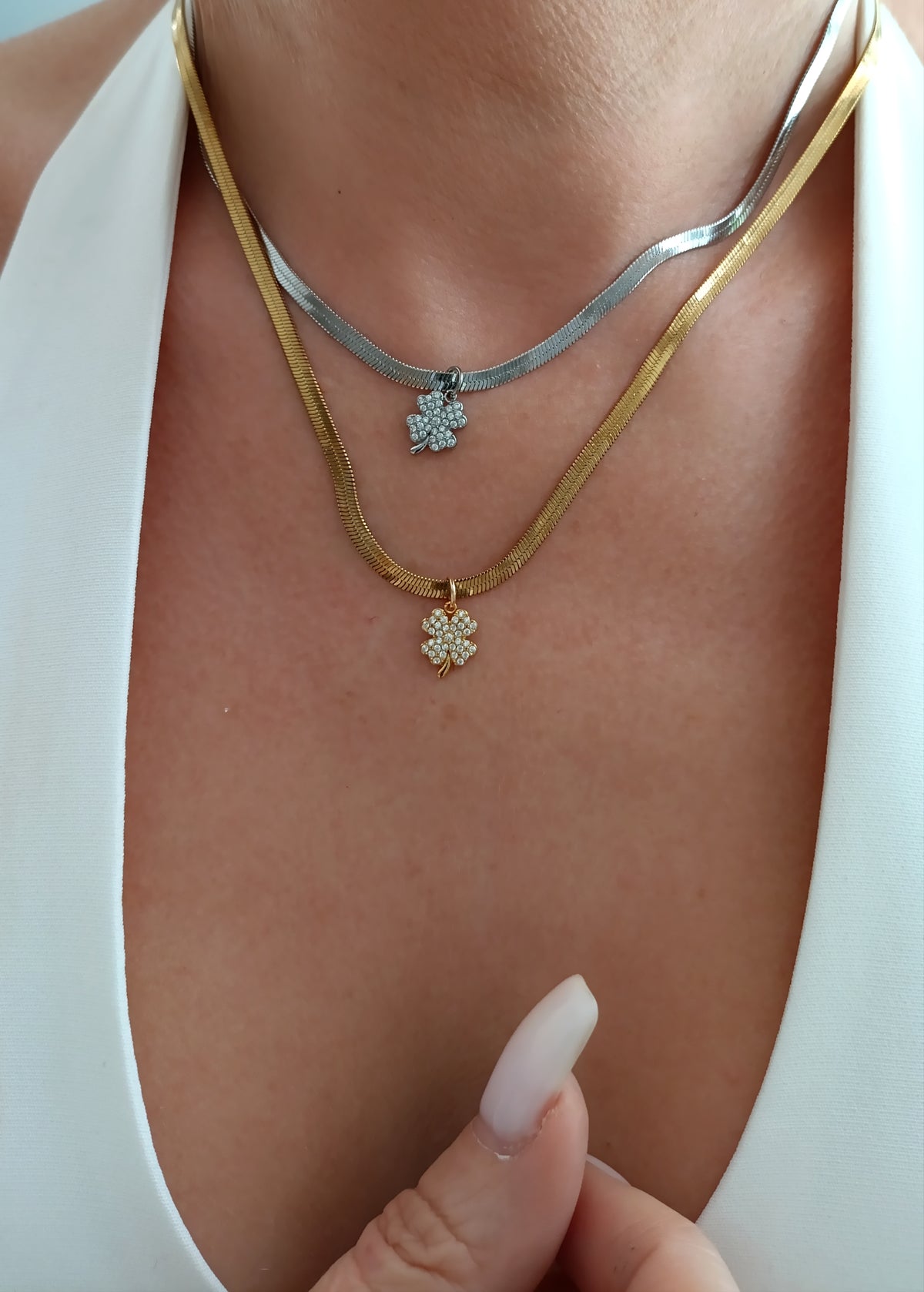bijoux fantaisie rodez, bijoux de créateur rodez, bijoux artisanaux rodez, collier trèfle femme en acier collier pendentif trèfle femme, collier femme trèfle brillant en acier inoxydable
