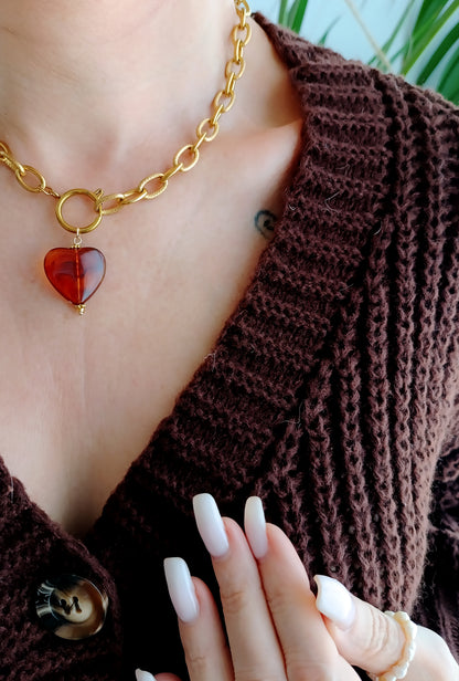 collier de créateur rodez, bijoux fantaisie rodez, bijoux de créateur rodez, bijoux acier inox rodez, bijoux faits main rodez, collier acier inox et coeur ambre pas cher, bijoux fantaisie pas cher rodez, collier grosse maille pendentif coeur ambre, collier marron, collier pendentif coeur ambre