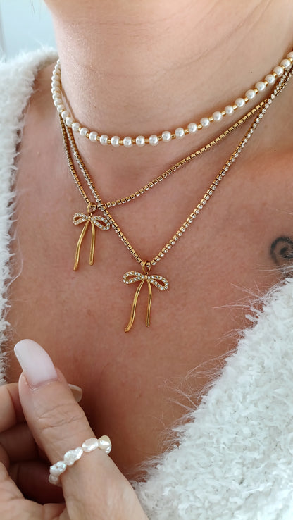 Collier en perles femme, collier perles nacrées femme, collier de créateur, bijoux fantaisie rodez, créateur de bijoux rodez, bijoux rodez, bijoux artisanal rodez, bijoux pas cher rodez