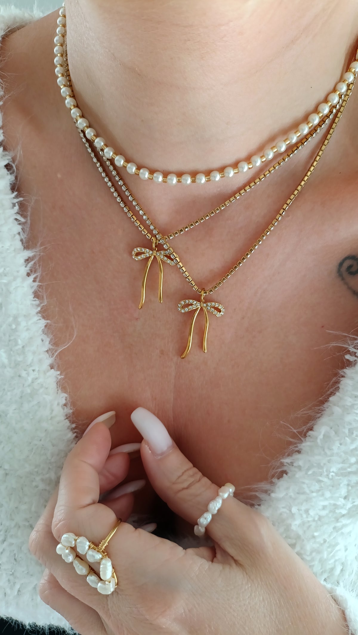 Collier en perles femme, collier perles nacrées femme, collier de créateur, bijoux fantaisie rodez, créateur de bijoux rodez, bijoux rodez, bijoux artisanal rodez, bijoux pas cher rodez