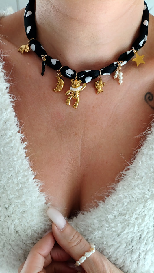 Collier Elégance noir /  Acier inoxydable, foulard
