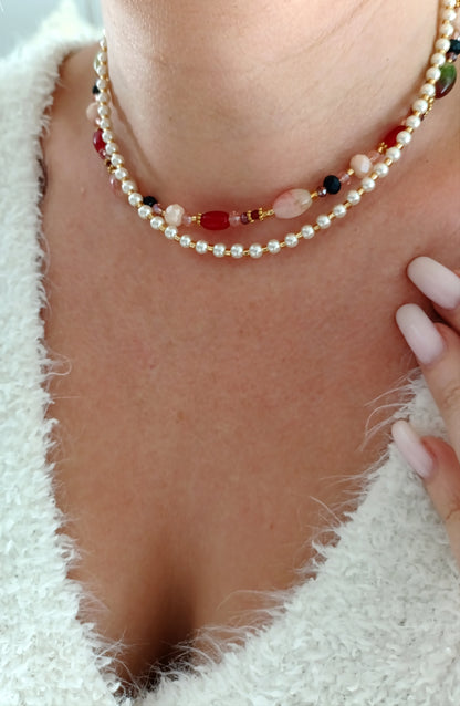 collier femme, tourmaline, améthyste, collier perles noires, collier fait main, artisanat français, bijoux de créateur, créatrice de bijoux français, collier bohème perles rouge